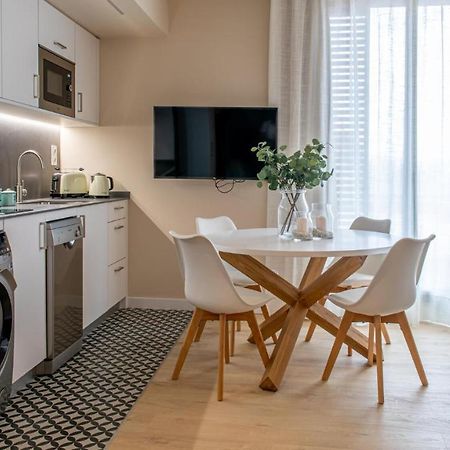 Barcelona Touch Apartments - Progres Оспиталет-де-Льобрегат Экстерьер фото